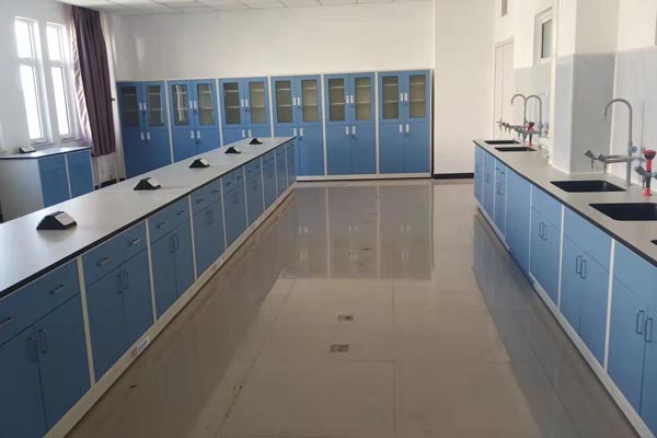 學(xué)校實(shí)驗(yàn)室裝修設(shè)計(jì)公司